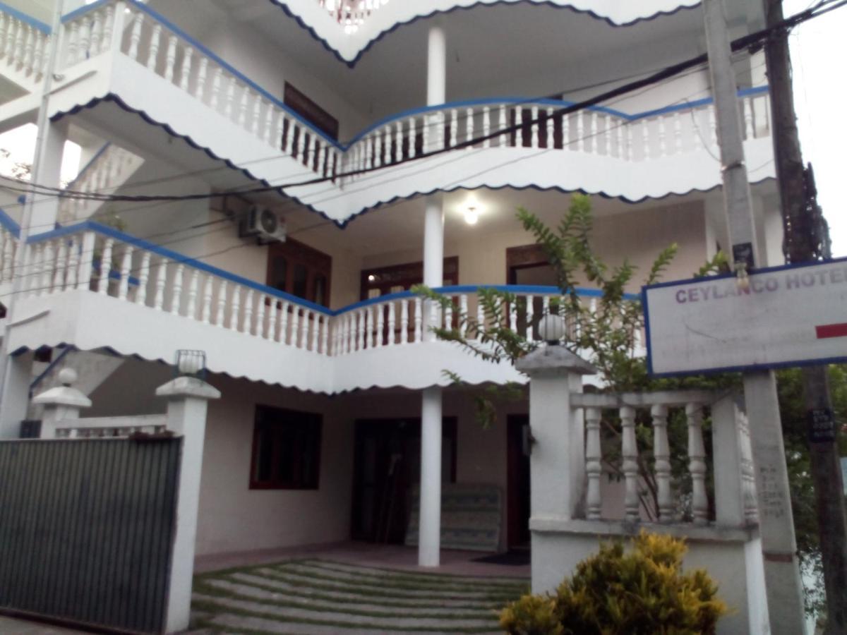 Ceylanco Hotel Lanka Dehiwala-Mount Lavinia Exterior foto